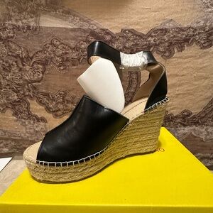 Cute Catherine Malandrino in black leather size 10